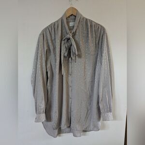 Aritzia 1-01 Babaton Beige Grey Luxembourg Blouse Boyfriend Button-Up M Medium